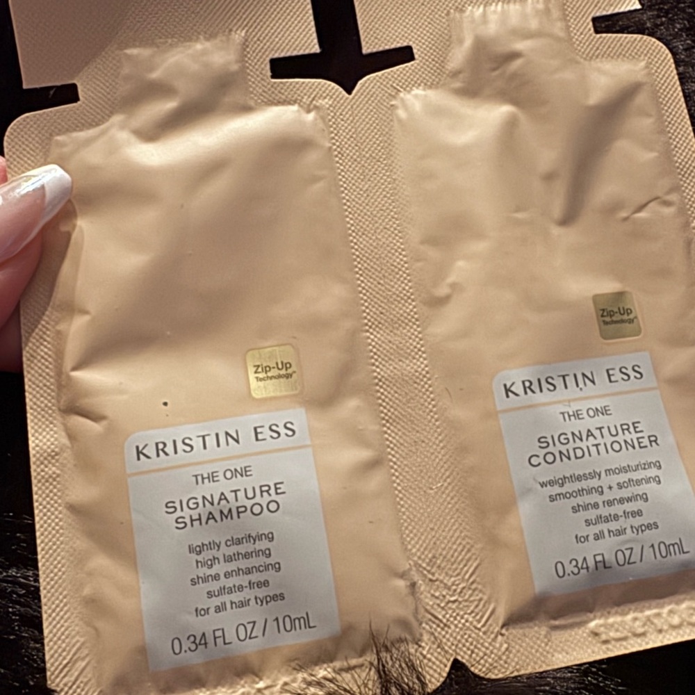 Kristin Ess The One Signature Shampoo & Conditioner Travel Size Packet Set
